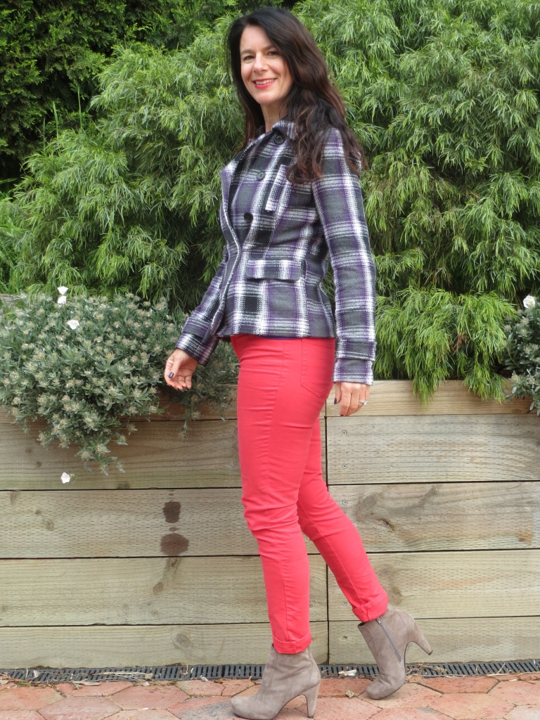 Red jeans, check jkt 2